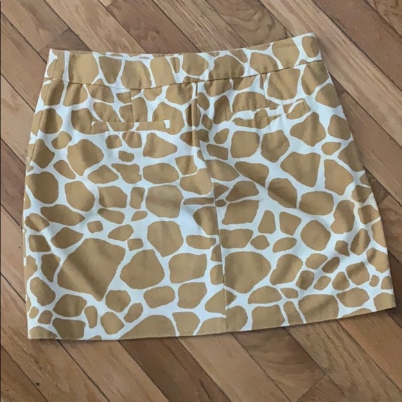 J.Crew giraffe print mini skirt 🦒 - Picture 2 of 3